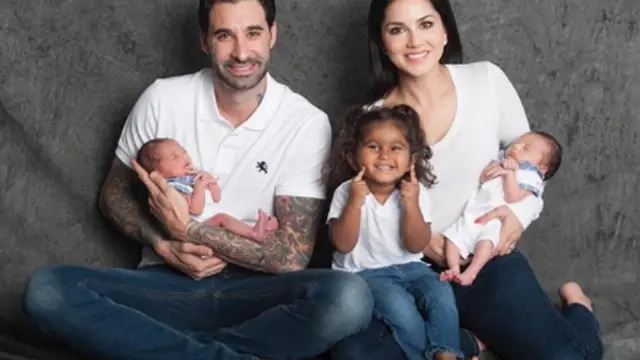 [Bintang] Sunny Leone