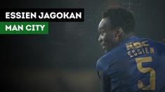 Gelandang Persib Bandung, Michael Essien bersama Robert Pires dan Steve McManaman menjagokan Manchester City juara Liga Inggris.