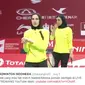 Ganda putri Mesir Nadine Ashraf/Menna Eltanany tampil pada ajang Total BWF World Championships 2015 di Istora Senayan, Jakarta. (Liputan6.com/twitter.com/bulutangkisRI/media)