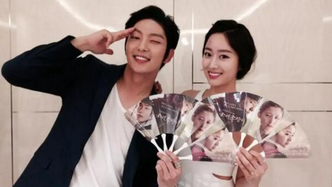 Lee Jun Ki Bantah Punya Hubungan dengan Lawan Mainnya