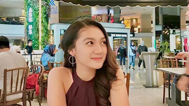 Potret Cantik Fiolina Teja Yanti. (instagram/fiolinatejaay)