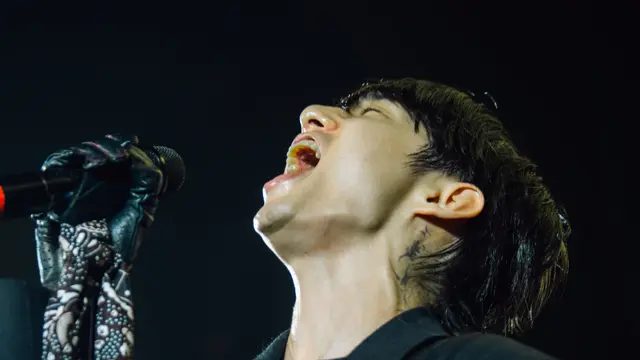 eaJ Hadirkan Energi Besar di Jakarta Lewat Konser The 1/9 Tour dan Menegaskan Dukungan untuk Palestina di Atas Panggung