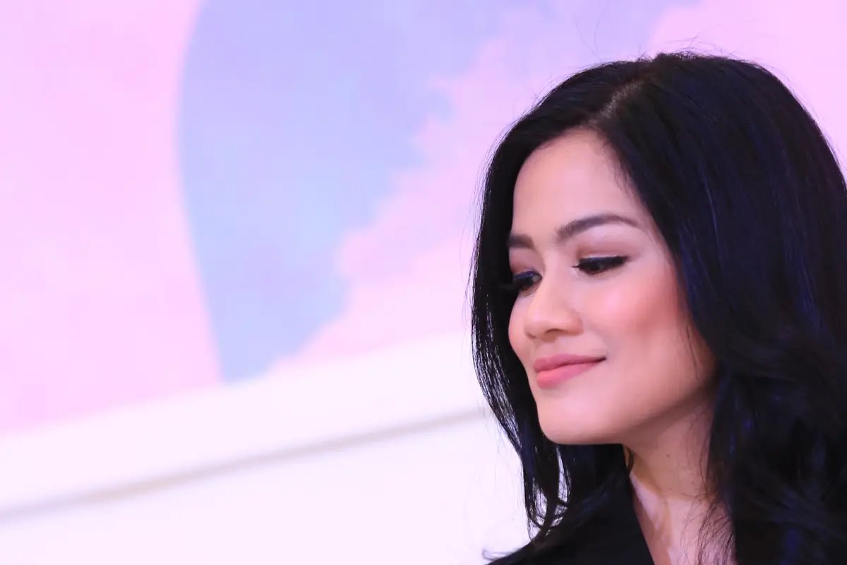 5 Rahasia Kecantikan Titi Kamal yang Buat Banyak Wanita Iri