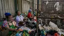 Temuan studi yang dirilis dalam jurnal Nature pada September 2024 menyimpulkan bahwa Indonesia menghasilkan polusi plastik 3,4 metrik ton dalam setahun. (JUNI KRISWANTO/AFP)