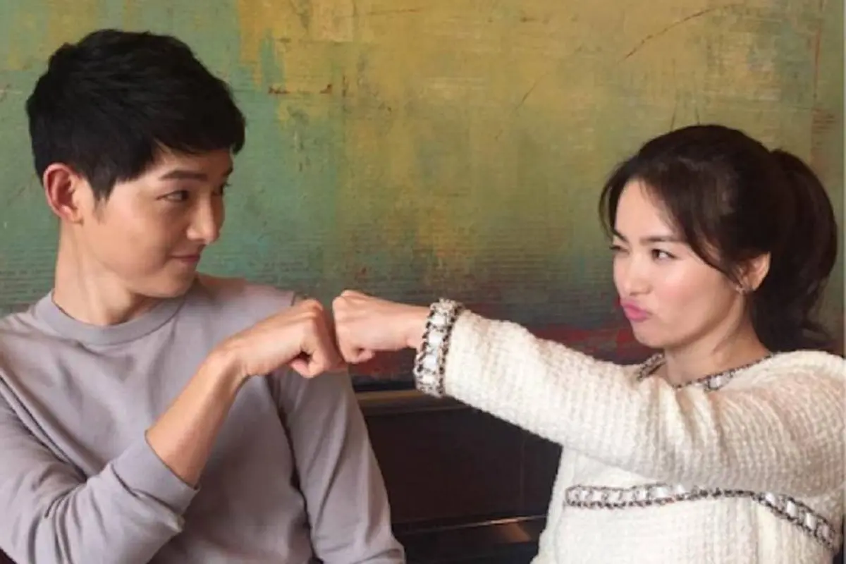 [Bintang] Dengar Lagu Ini di Pernikahan, Song Hye Kyo Meneteskan Air Mata