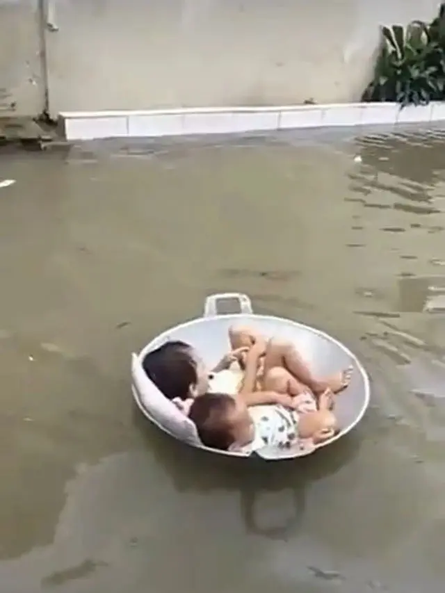 Kumpulan Ide Kendaraan Unik untuk Menghadapi Banjir, Berani Coba? (ist)
