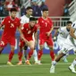 Fokus tinggi Asnawi Mangkualam saat mengeksekusi tendangan penalti ke gawang Timnas Vietnam dalam laga kedua Grup D Piala Asia 2023, Jumat (19/1/2024) malam WIB. (AFP/Karim Jaafar)