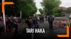 Suku Maori Selandia Baru menampilkan tarian Haka untuk menghormati korban penembakan masjid di Christchurch, Selandia Baru.