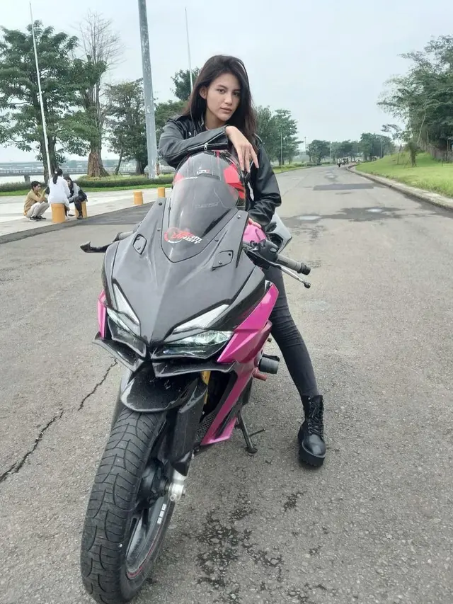 Lania Fira Naik Motor Sport