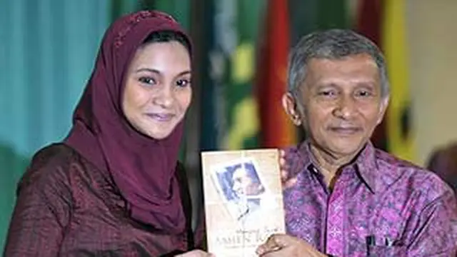 Hanum Rais