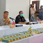 Kapolda Riau Irjen Agung Setya Imam Effendi dalam jumpa pers pengungkapan kasus narkoba. (Liputan6.com/M Syukur)