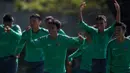 Bayu Gatra (tengah) dan para pemain Timnas Indonesia berlatih di Sekolah Pelita Harapan, Banten, Sabtu (29/10/2016). Latihan ini digelar untuk persiapan jelang Piala AFF, November mendatang. (Bola.com/Vitalis Yogi Trisna)  