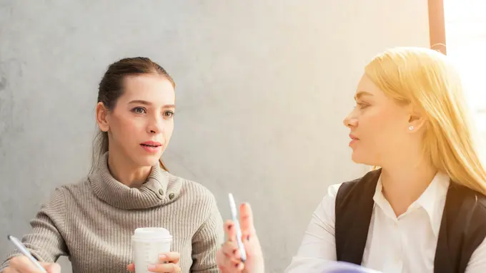 7 Cara Efektif Melatih Kecerdasan Emosional agar Mahir dalam Negosisasi (photo by pexels.com)