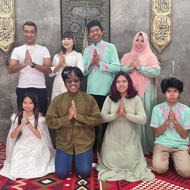 7 Kebesamaan Kiwil Bersama Dua Mantan Istri Saat Lebaran Ini Jadi Sorotan