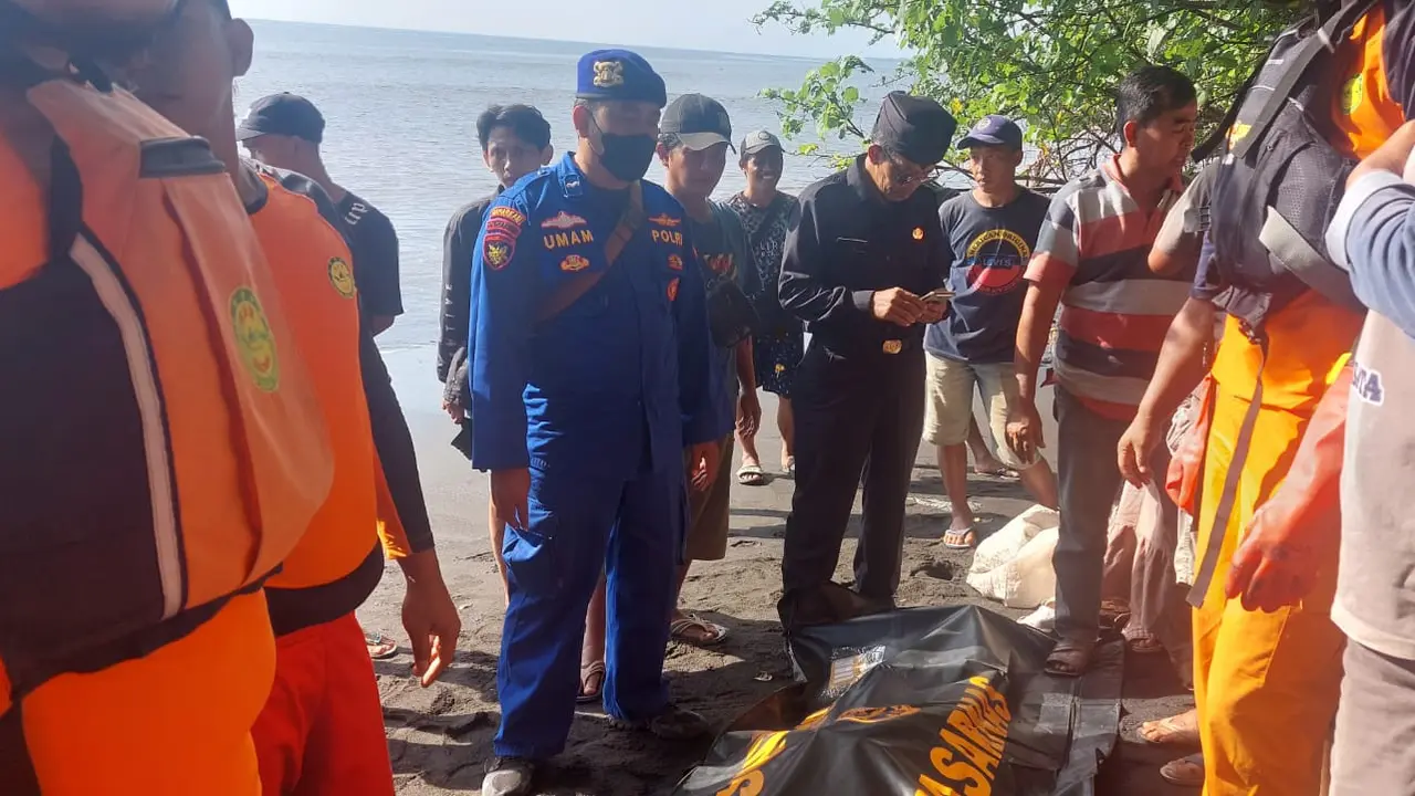 Siswa terseret ombak di Pantai Cacalan Banyuwangi Ditemukan Meninggal. (Istimewa)