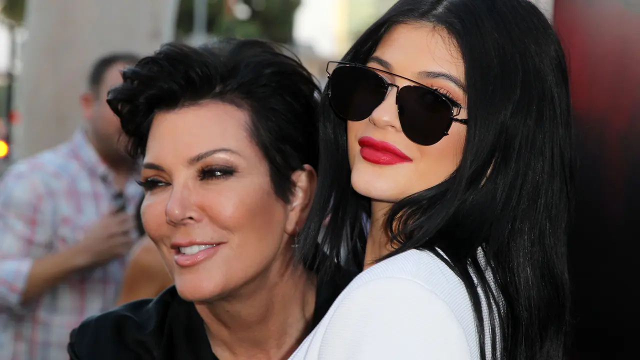 [Bintang] Kris Jenner - Kylie Jenner