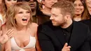 Kini perang dingin tengah terjadi diantara Calvin Harris dan Taylor Swift. Calvin Harris merasa kesal dengan pihak manajemen Taylor Swift yang konfirmasi melalui majalah People tentang pembuatan lagu 'This Is What You Came For'. (Dailymail/Bintang.com)
