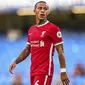 Pemain Liverpool, Thiago Alcantara, saat melawan Chelsea pada laga Liga Inggris di Stadion Stamford Bridge, Minggu (20/9/2020). Liverpool menang dengan skor 2-0. (Michael Regan/Pool via AP)