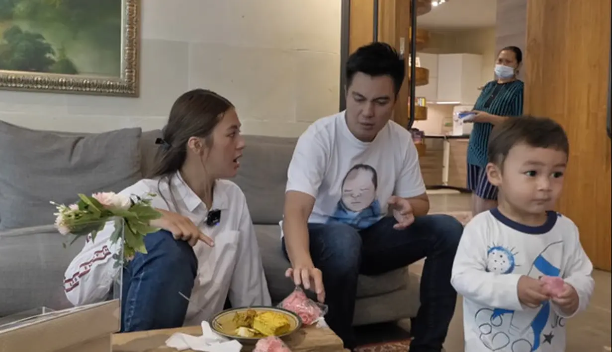 Paula Verhoeven ngidam ketupat sayur (Youtube/Baim Paula)