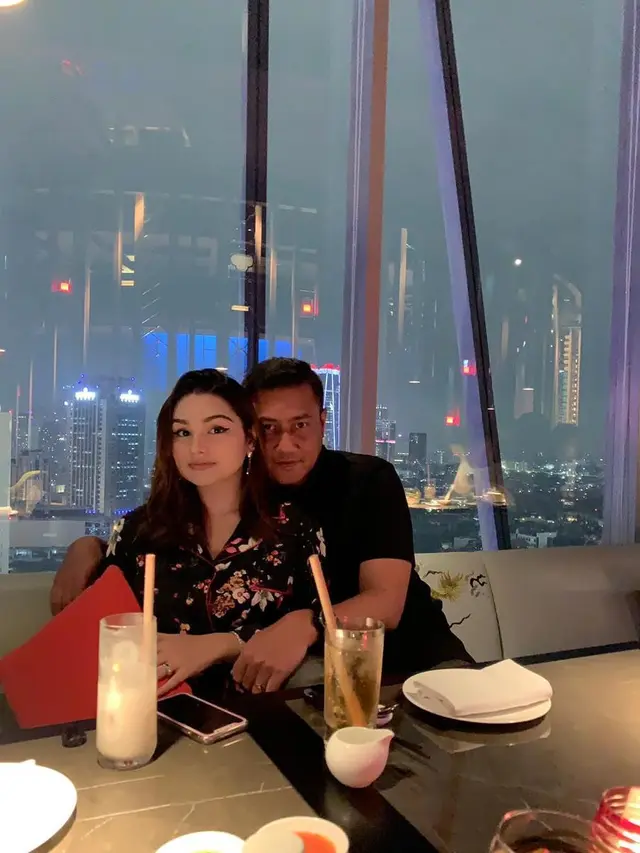 7 Potret Nurah Syahfirah Istri Teuku Rafly Mantan Suami Tamara Bleszynski