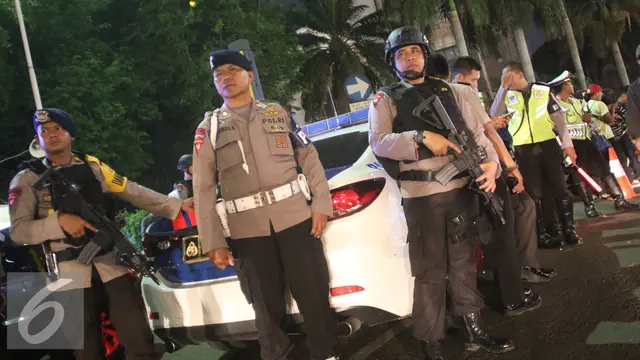 20161231-Polisi-Jaga-Tahun-Baru-IA2