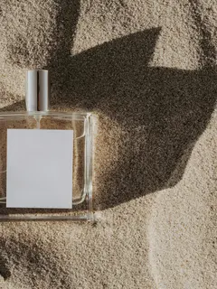 Kesan membumi yang terpancar dari aroma woody mencerminkan kedewasaan berpikir yang sangat dikagumi oleh banyak orang di sekitarmu. [Dok/Pexels.com/kaboompics].