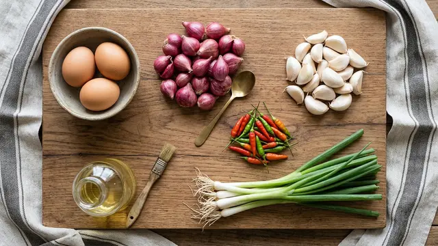 Resep Telur Bawang Merah Orak Arik (AI Generated)