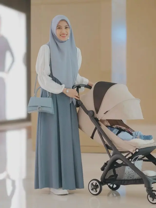 Potret Alyssa Soebandono Tampil Sederhana Saat Bersama Anak (Instagram/@ichasoebandono)