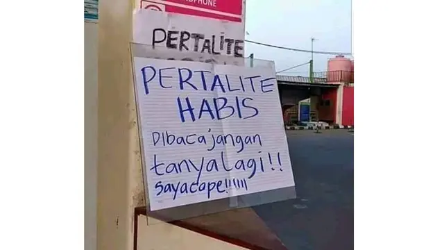 Pengumuman Kocak ini Bikin Kita Geleng-geleng Kepala