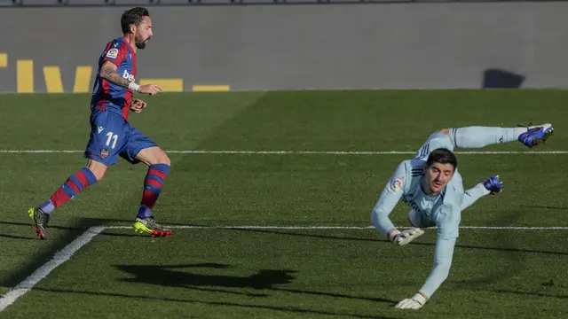 FOTO: Levante Susah Payah Kalahkan 10 Pemain Real Madrid