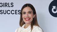 Actress and singer Mandy Moore was once again a hot topic of public discussion in October 2025 due to her different appearance.