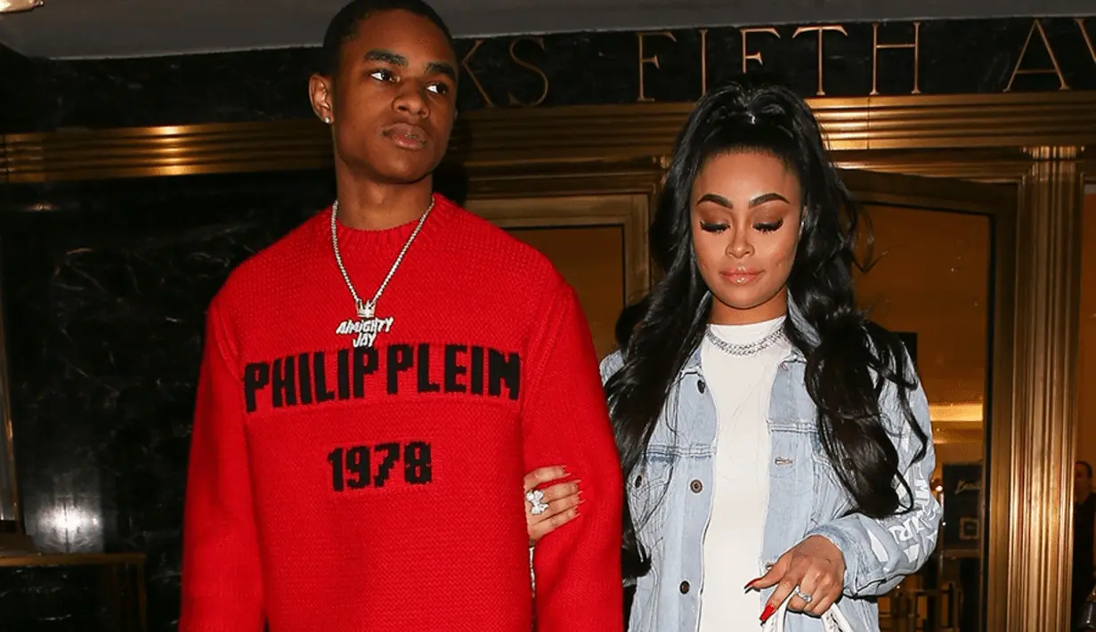 Dilansir dari Cosmopolitan, Blac dan Jay sempat putus pada bulan Juni lalu. (The Hollywood Unlocked)