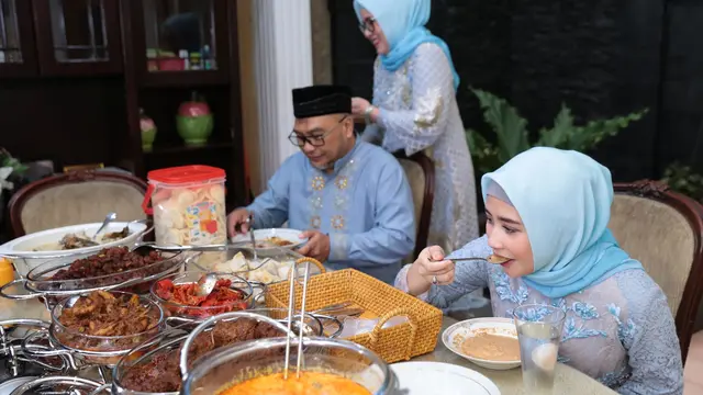 [Bintang] Prilly Latuconsina