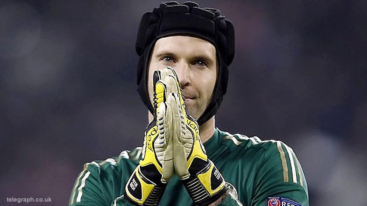 Cech: City Tak Bisa Beli Gelar Juara