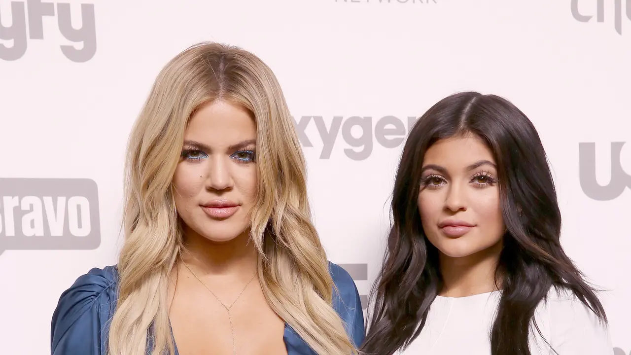 Khloe Kardashian dan Kylie Jenner