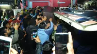 Lantunan Salawat Sambut Kedatangan Jenazah Achmad Kurniawan