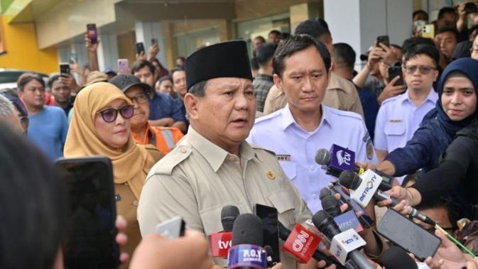 Usai Temui Korban, Prabowo Siapkan Rp 4 Triliun Perbaiki 1.800 Perlintasan Kereta di Jawa Cegah Kecelakaan