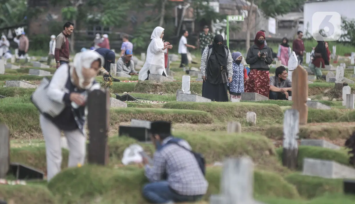 Satuan Tugas (Satgas) Penanganan COVID-19 melaporkan 323 kasus positif corona pada Jumat (17/3/2023) hingga pukul 12.00 WIB. (merdeka.com/Iqbal S. Nugroho)