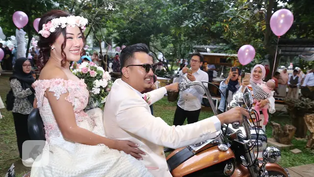 [Bintang] Hobi, Chef Aiko Keliling Pakai Moge Sebelum Naik Pelaminan
