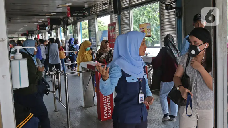 Cegah Penyebaran Corona, Transjakarta Siapkan Cairan Pembersih di 80 Halte