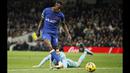 Striker Chelsea, Nicolas Jackson mencetak gol keempat timnya ke gawang Tottenham Hotspur pada laga lanjutan pekan ke-11 Liga Inggris 2023/2024 di Tottenham Hotspur Stadium, London, Selasa (7/11/2023) dini hari WIB. (AP Photo/David Cliff)