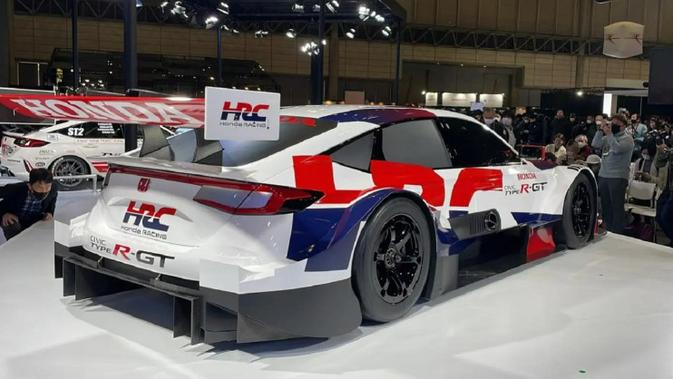 Modifikasi Honda Civic Type R Super GT mengikuti regulasi FIA
