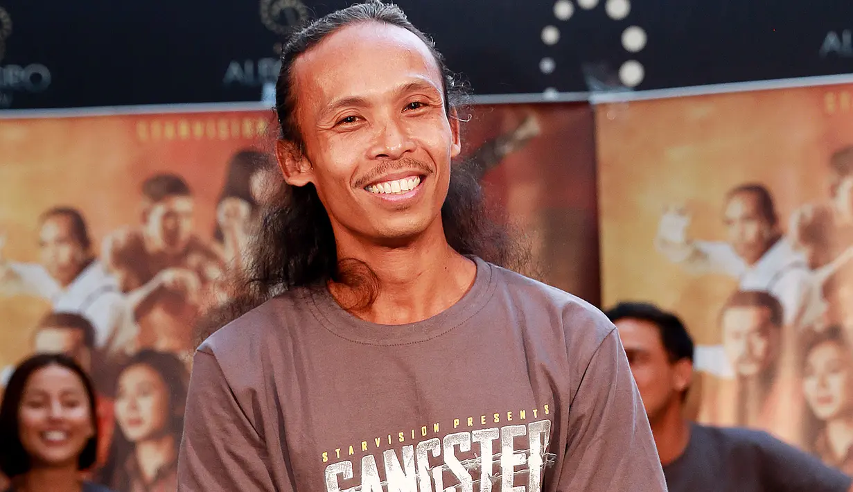 Di dalam film sutradara Fajar Nugros itu, Yayan yang berperan menjadi Bang Jangkung berlaga dengan Dian Sastro. (Wimbarsana Kewas/Bintang.com) 