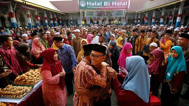 Ilustrasi halal bi halal (Foto: Reve.com)
