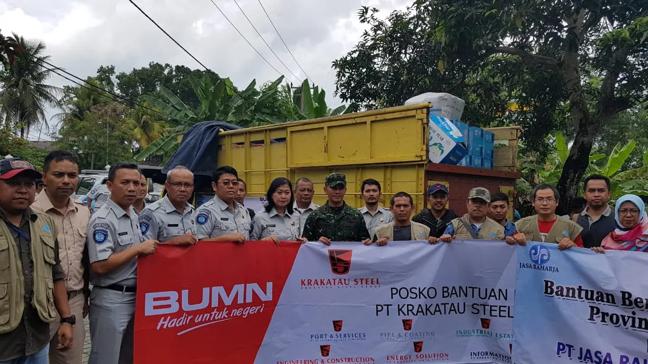 Jasa Raharja serahkan bantuan untuk korban tsunami Selat Sunda di Posko Krakatau Steel