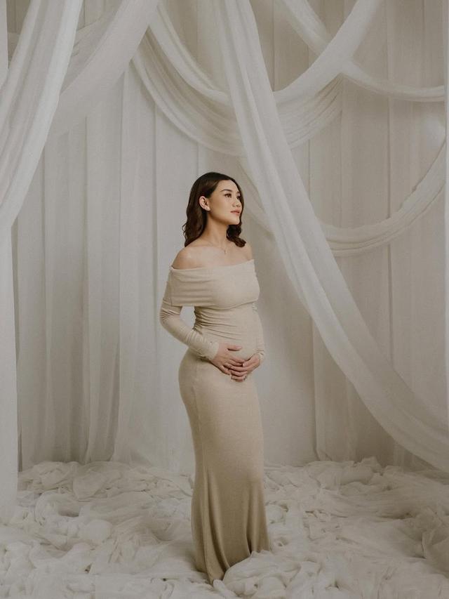 Aaliyah Massaid Hamil, Ini 6 Potret Pregnancy Reveal di Usia Kandungan 4 Bulan