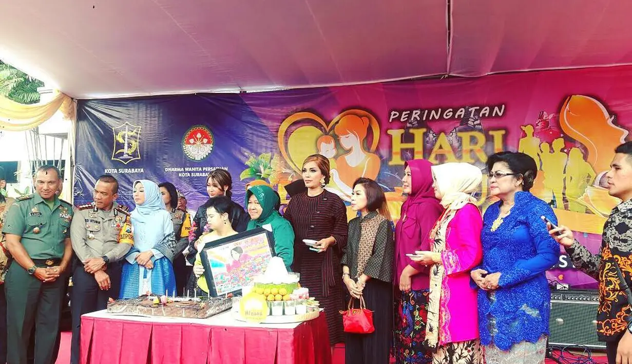 "Bu Risma merupakan pemimpin yang tegas, disiplin dan layak dijadikan sebagai wali kota seumur hidup," ujar Inul Daratistan dilansir dari Liputan6. (Instagram/sorayahaque)