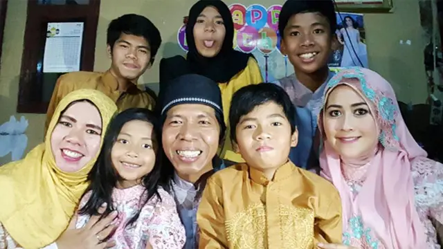 [Bintang] Istri Kedua Kiwil Melahirkan
