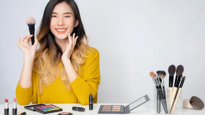 TLangkah Perlu Dilakukan Sebelum Membeli Produk Kecantikan