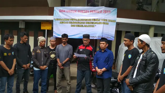 Cara Unik Warga Cirebon Kampanye Pemilu Damai